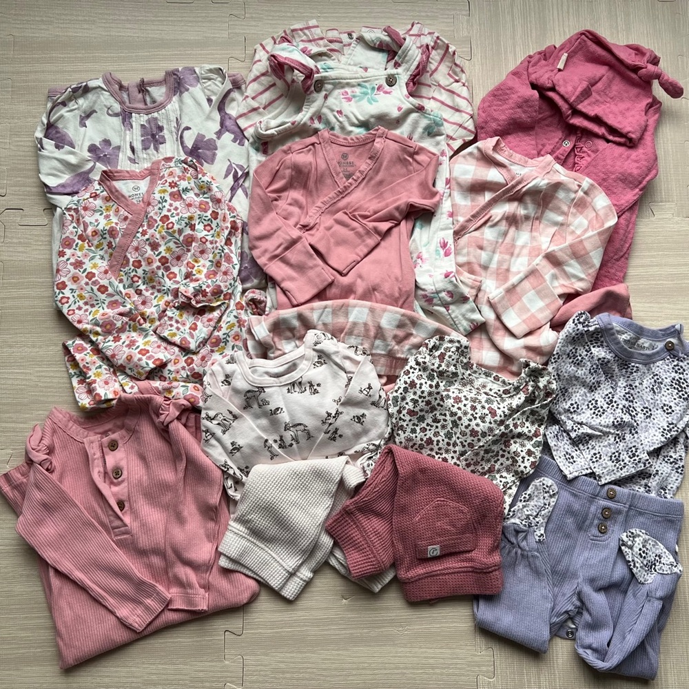 Baby girl organic cotton spring outfits 3-6 months, set of 10 outfits- 18 items!